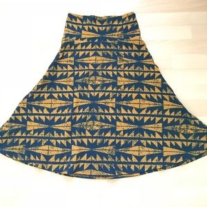 Lularoe Azure skirt size S. NWOT